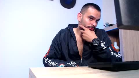 Esteban Fernandez online show from February 13, 2026, 7:37 am