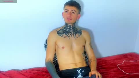 Snapshot of estebanchar_ chatting on April 20, 2026, 1:47 pm Esteban independent model online show from April 20, 2026, 1:47 pm