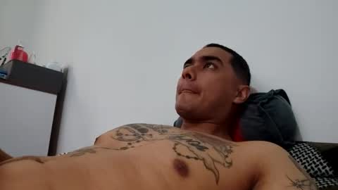 Snapshot of estebanmed92 chatting on February 27, 2026, 5:57 pm estebanmed92 online show from February 27, 2026, 5:57 pm