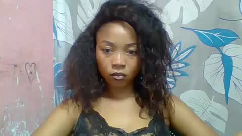 estelah20 online show from January 16, 2026, 4:27 am