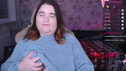 estelle_hicks online show from November 13, 2025, 6:29 pm