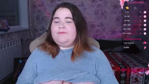 estelle_hicks online show from November 15, 2025, 6:48 pm