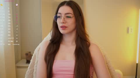 Snapshot of ester_hill chatting on May 25, 2026, 5:46 am Ester online show from May 25, 2026, 5:46 am