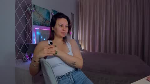 Snapshot of esterkiss chatting on January 10, 2025, 6:31 am Odelia online show from January 10, 2025, 6:31 am