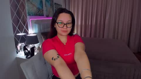 Snapshot of esterkiss chatting on January 24, 2025, 6:03 am Odelia online show from January 24, 2025, 6:03 am
