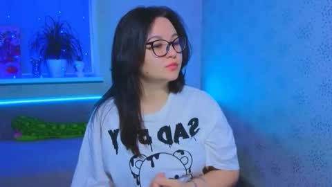 Snapshot of esterplayful chatting on November 12, 2025, 10:26 am EsterPlayful online show from November 12, 2025, 10:26 am