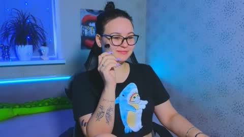 Snapshot of esterplayful chatting on November 22, 2025, 6:56 am EsterPlayful online show from November 22, 2025, 6:56 am