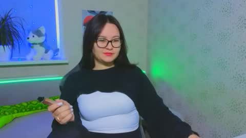 Snapshot of esterplayful chatting on December 14, 2025, 7:14 am EsterPlayful online show from December 14, 2025, 7:14 am