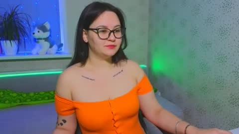Snapshot of esterplayful chatting on December 16, 2025, 10:09 am EsterPlayful online show from December 16, 2025, 10:09 am