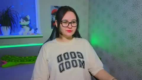 Snapshot of esterplayful chatting on December 22, 2025, 8:22 am EsterPlayful online show from December 22, 2025, 8:22 am