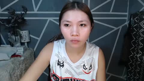 Snapshot of estherlust chatting on December 26, 2024, 12:36 am IRIS online show from December 26, 2024, 12:36 am