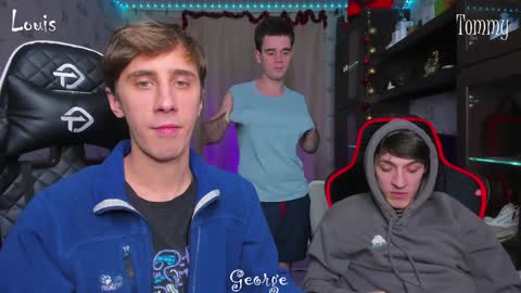 Snapshot of esthetics_boys chatting on January 6, 2025, 7:45 pm LOUIS online show from January 6, 2025, 7:45 pm