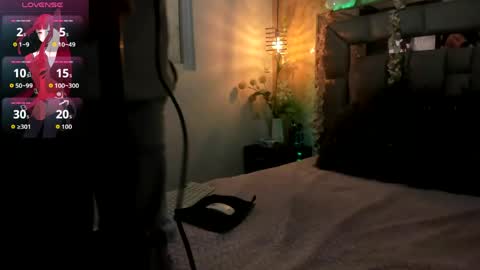 estrellaa_11 online show from April 2, 2026, 12:03 pm