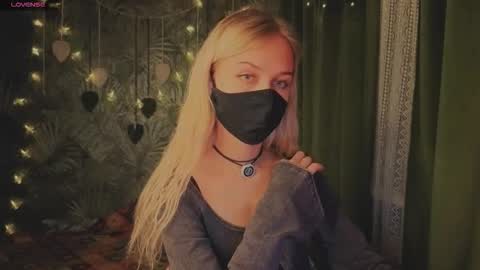 Sophia online show from February 7, 2026, 10:35 pm