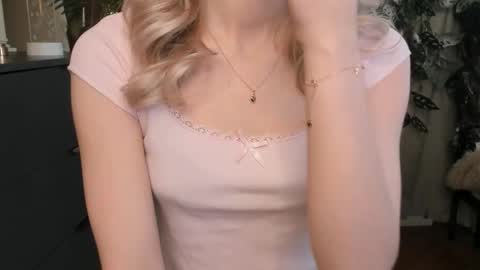 Natalie online show from March 11, 2026, 5:46 am