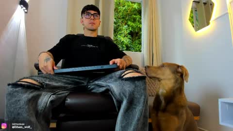 etham_wolf1 online show from June 6, 2026, 6:01 pm