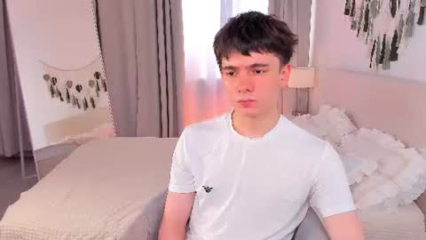 Snapshot of ethan_crowe chatting on July 13, 2026, 10:51 am Ethan online show from July 13, 2026, 10:51 am