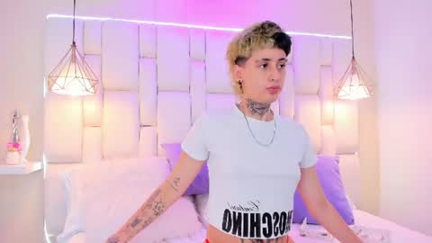 Snapshot of ethan_lennox_ chatting on July 8, 2026, 5:39 pm Ethan online show from July 8, 2026, 5:39 pm