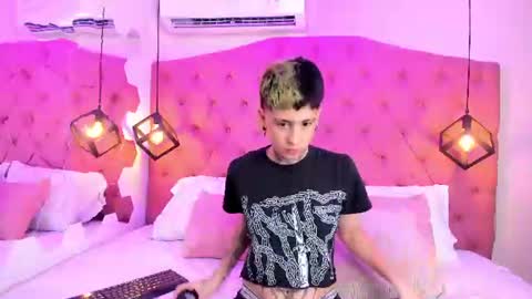 Snapshot of ethan_lennox_ chatting on July 26, 2026, 5:48 am Ethan online show from July 26, 2026, 5:48 am
