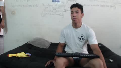 Snapshot of ethan_noir chatting on April 23, 2026, 9:17 pm Ethan Noir online show from April 23, 2026, 9:17 pm