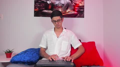 ETHAN SAI online show from February 14, 2025, 6:40 pm