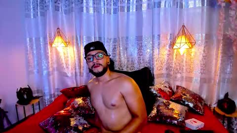 ethan w7 online show from October 21, 2025, 12:33 am