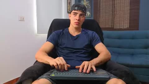 ethangreey1 online show from May 23, 2026, 5:39 pm