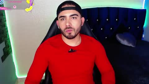 Snapshot of ethanhairy chatting on February 18, 2026, 9:44 pm Ethan online show from February 18, 2026, 9:44 pm