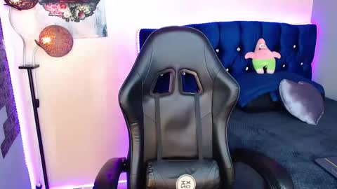 Snapshot of ethanhairy chatting on May 16, 2026, 7:45 pm Ethan online show from May 16, 2026, 7:45 pm