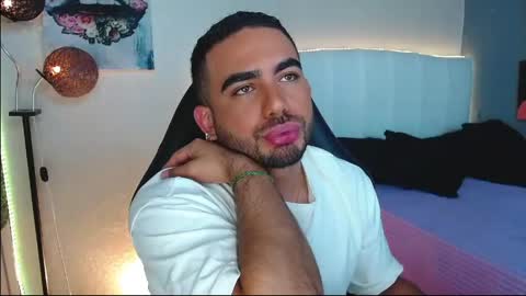 Snapshot of ethanhairy chatting on May 27, 2026, 9:34 pm Ethan online show from May 27, 2026, 9:34 pm