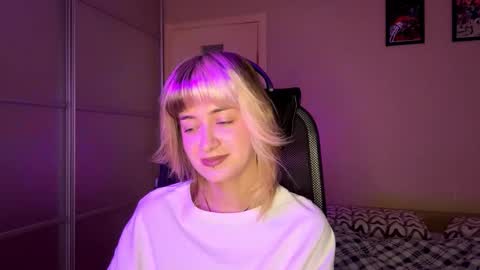 Snapshot of ethelynprochaska chatting on November 11, 2025, 6:46 am Emily online show from November 11, 2025, 6:46 am