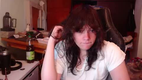 Snapshot of ethereal_thom chatting on November 8, 2025, 8:14 am ethereal_thom online show from November 8, 2025, 8:14 am