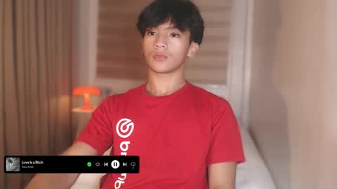 Snapshot of etherealboytoy4hire chatting on November 29, 2025, 11:24 am Rey online show from November 29, 2025, 11:24 am