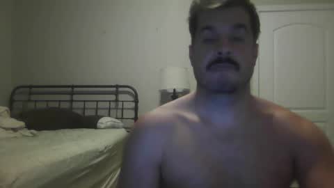 Snapshot of etim33 chatting on November 3, 2025, 6:14 am etim33 online show from November 3, 2025, 6:14 am