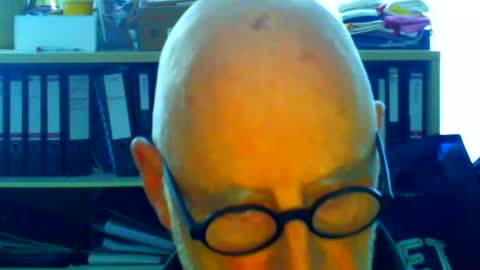 Snapshot of etonne chatting on December 6, 2024, 12:05 pm etonne online show from December 6, 2024, 12:05 pm