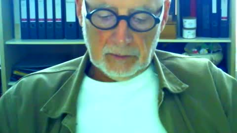 Snapshot of etonne chatting on September 24, 2025, 10:18 am etonne online show from September 24, 2025, 10:18 am