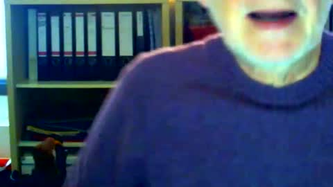 Snapshot of etonne chatting on November 15, 2025, 10:01 am etonne online show from November 15, 2025, 10:01 am