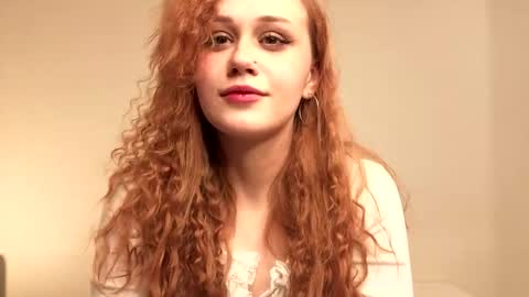 etta_jane online show from April 13, 2026, 3:28 pm