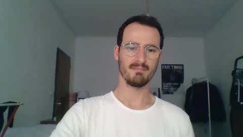 Snapshot of europe_bang chatting on September 13, 2025, 9:42 am Andrea online show from September 13, 2025, 9:42 am