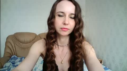 eva00186 online show from March 10, 2025, 9:53 am