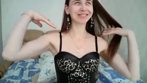 eva00186 online show from March 12, 2025, 10:48 am