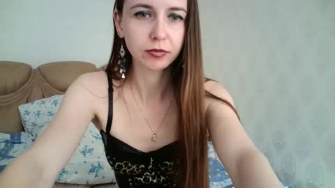eva00186 online show from March 12, 2025, 2:01 pm