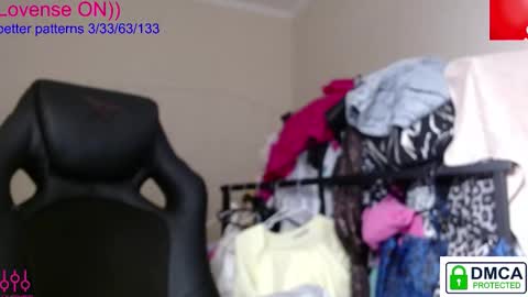 Eva online show from October 6, 2025, 9:01 pm