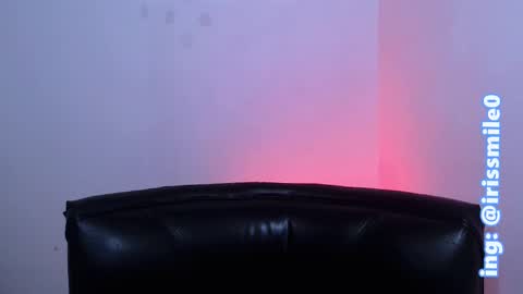 Iris Smile  independent model online show from February 19, 2025, 4:12 am