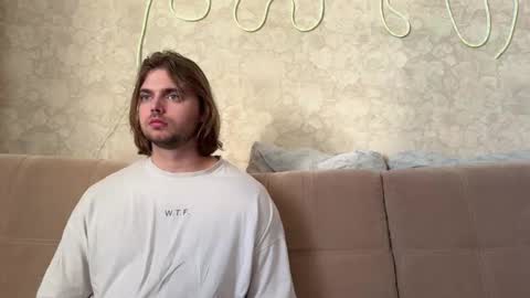 Eva Calvin online show from February 4, 2026, 3:23 am