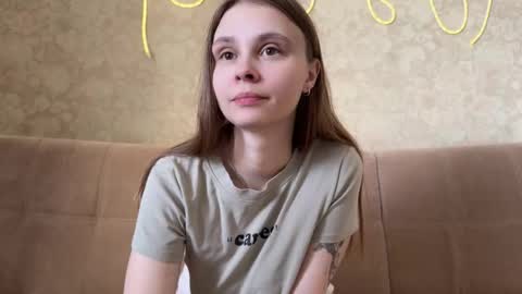 Eva Calvin online show from February 14, 2026, 5:37 am