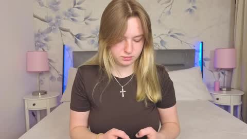 Eva online show from April 9, 2026, 12:32 pm