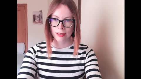 Snapshot of eva_cutesmile chatting on May 11, 2026, 4:04 pm Eva online show from May 11, 2026, 4:04 pm