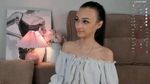 Eva online show from February 21, 2025, 1:55 pm
