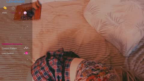 Snapshot of eva_gloss chatting on January 7, 2025, 5:31 pm Eva online show from January 7, 2025, 5:31 pm